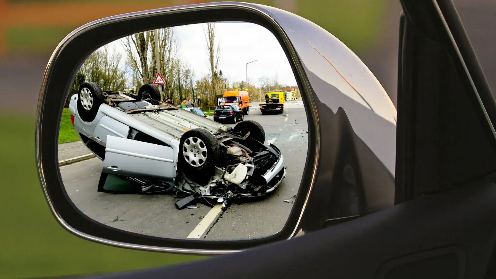 Car accident lawyer in Burbank helping client with legal support after a car crash.